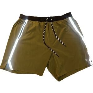 Outerknown Active Shorts XL Olive Green